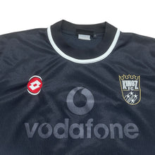 Load image into Gallery viewer, 2002-03 Auckland Kingz Lotto Home Shirt Size S (Fits M/L)