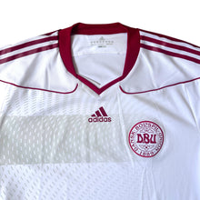 Load image into Gallery viewer, 2010-11 Denmark Adidas Formotion Away Shirt Size XL