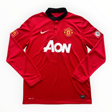 Load image into Gallery viewer, 2013-14 Manchester United Nike Home #Welbeck19 L/S Size L
