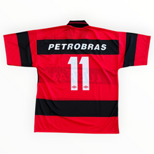 Load image into Gallery viewer, 1999-00 Flamengo Umbro Home Shirt #11 Size XL

