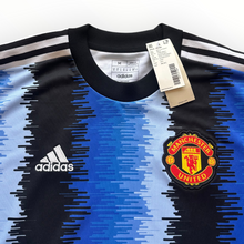 Load image into Gallery viewer, 2022-23 Manchester United Adidas Retro Icon GK Shirt BNWT Sample Size M (Fits L)
