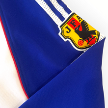 Load image into Gallery viewer, 1999-00 Japan Adidas 1/4 Zip Jumper Size M/L
